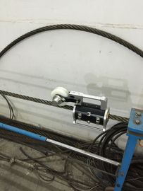Минируя веревочки связывают проволокой детектор рванины стальной веревочки детектора рванины веревочки провода лифта кабел-крана детектора рванины веревочки
